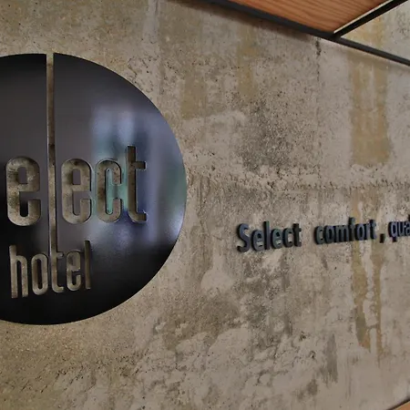 Select Center