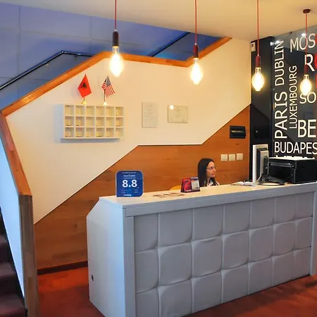 Select Center Hostel Tirana