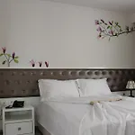 Select Center Tirana