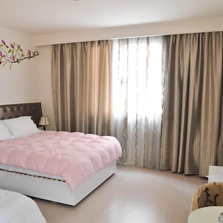 Select Center Tirana