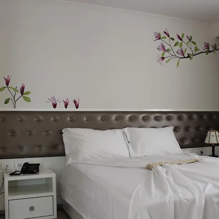 Select Center Tirana